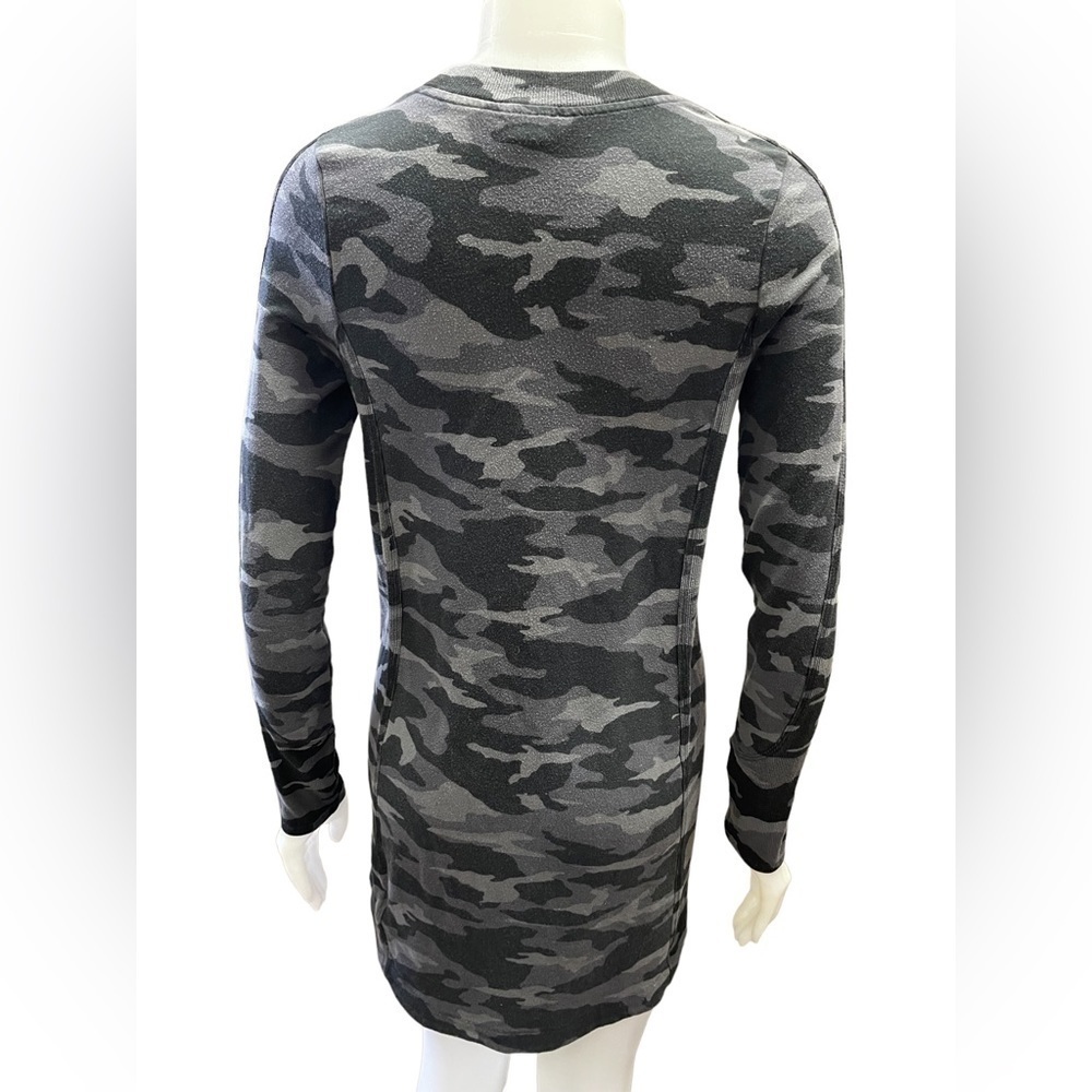 Athleta Camo Balance Dress Size XS - Picture 4 of 12